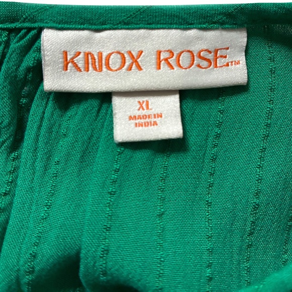 Women's Green Flutter Sleeve Eyelet Embroidered Top
- Knox Rose XL - Picture 7 of 10